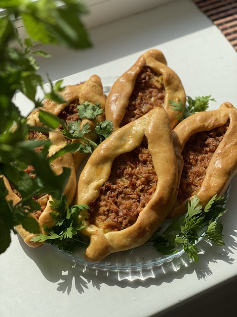 Kıymalı Pide Tarifi Kıymalı Pide Tarifi