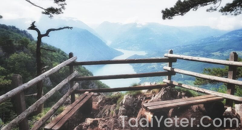 Sulu Köfte Tarifi Oktay Usta: Lezzetli ve İç Açıcı Sulu Köfteyi Evde Yapmanın Sırları