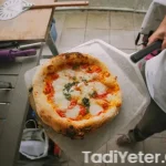 pizza lazza margarita pizza
